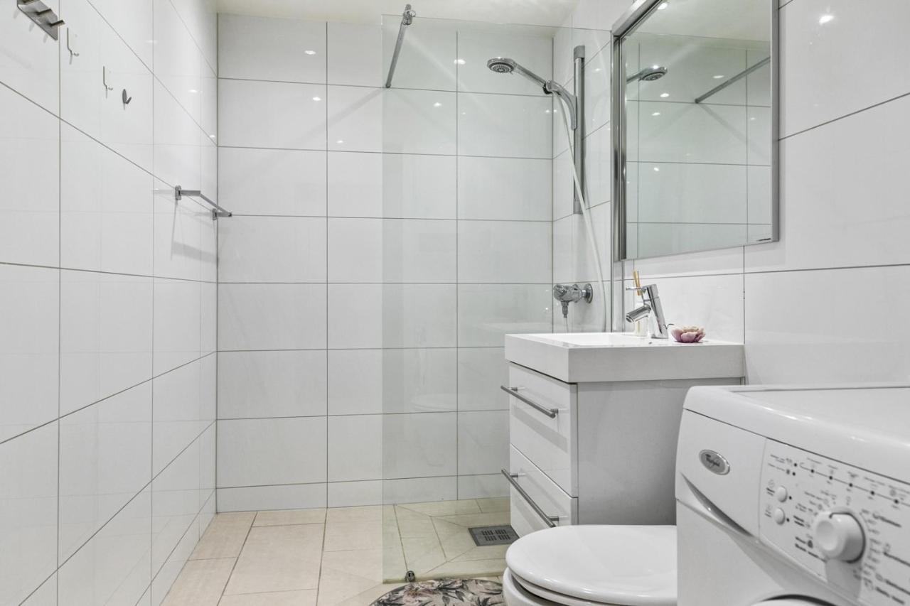 Mitt Hotell Apartments Moss Bagian luar foto