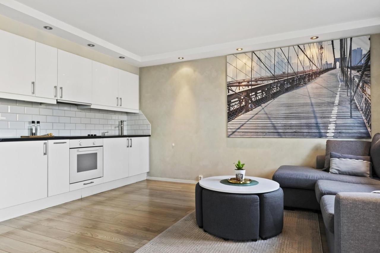 Mitt Hotell Apartments Moss Bagian luar foto